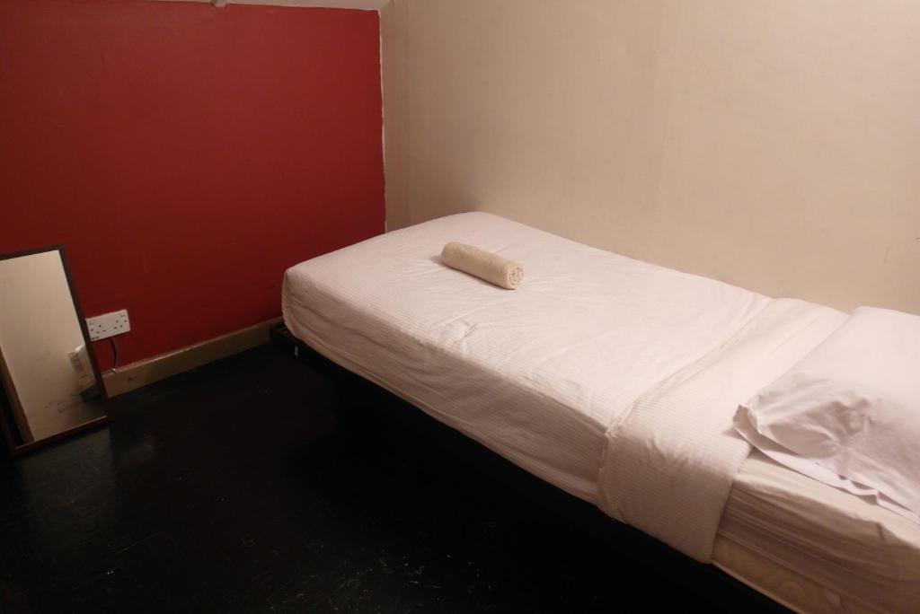 Number Eight Guesthouse Kuala Lumpur Room photo