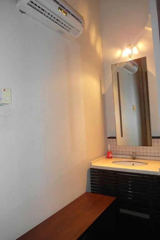 Number Eight Guesthouse Kuala Lumpur Room photo