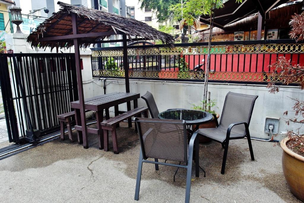 Number Eight Guesthouse Kuala Lumpur Exterior photo